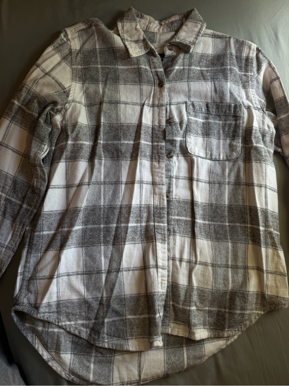 Universal Thread Gray and White Plaid Button-Down Shirt